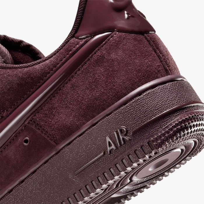 Air Force 1 '07 "Burgundy Crush"
