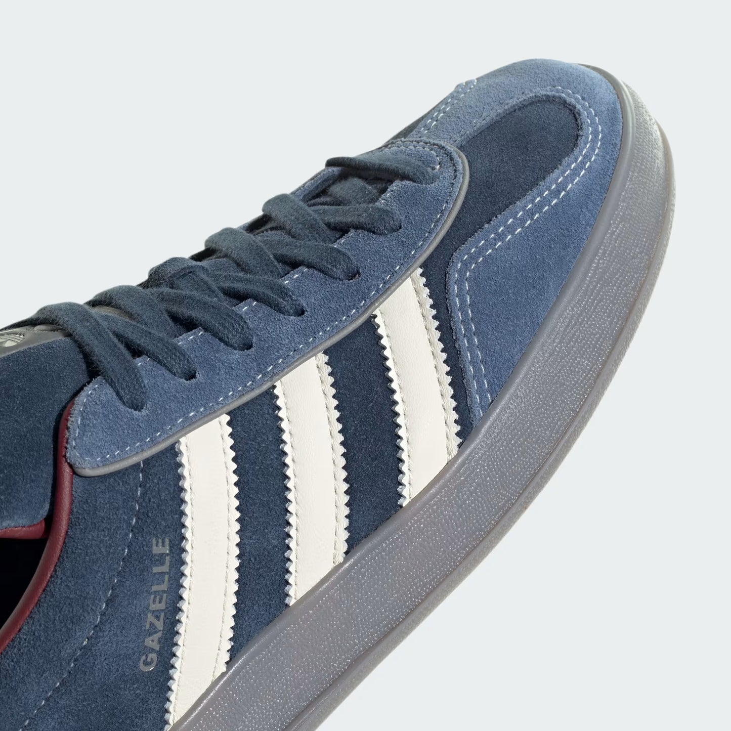 Gazelle Indoor Crew Navy Burgundy
