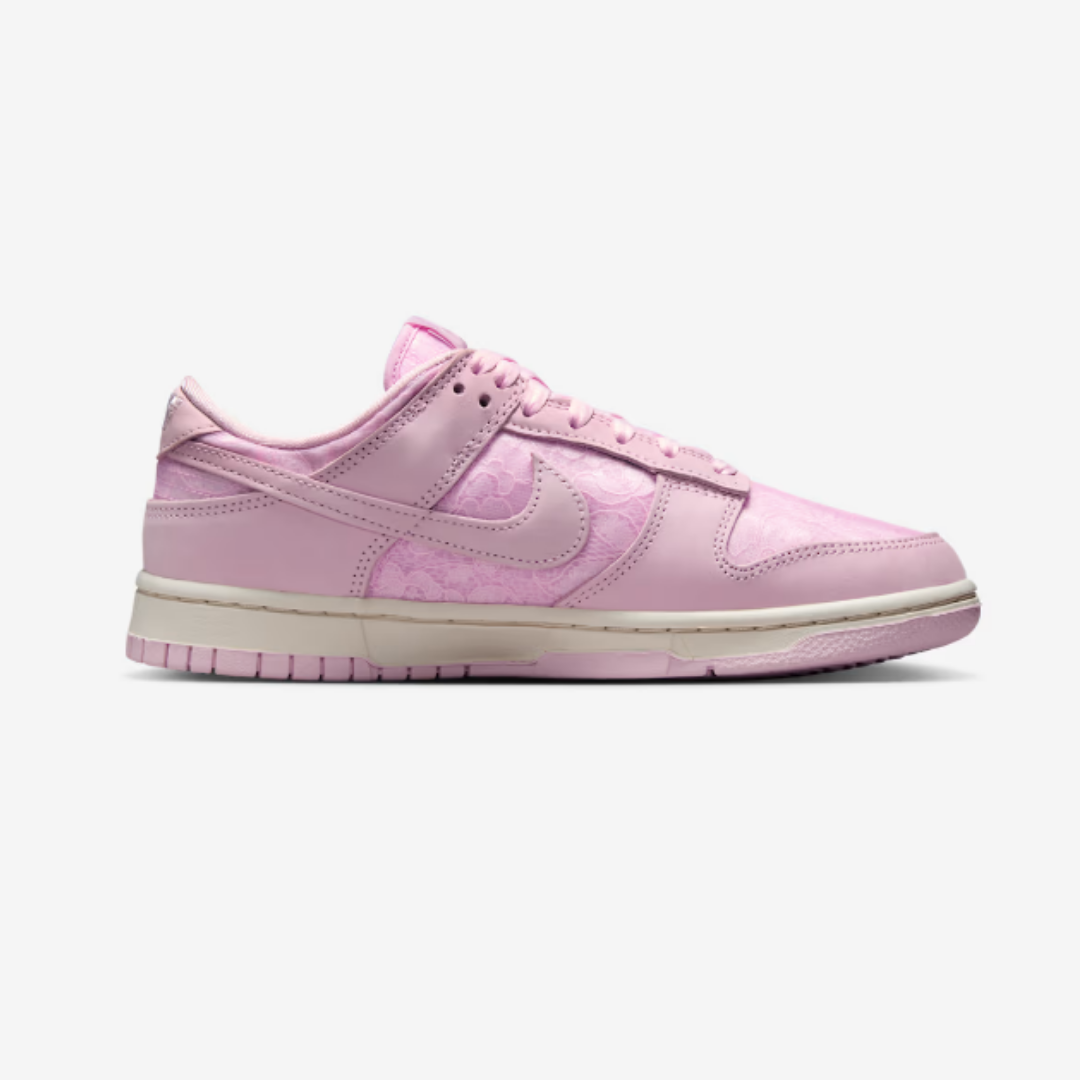 Dunk Low "Regal Pink"