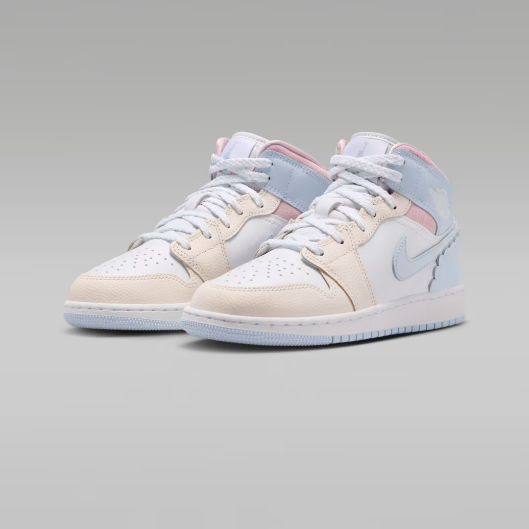 Air Jordan Mid SE "Valentines's Day"