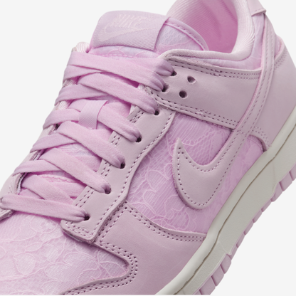 Dunk Low "Regal Pink"
