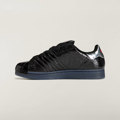 Superstar Black