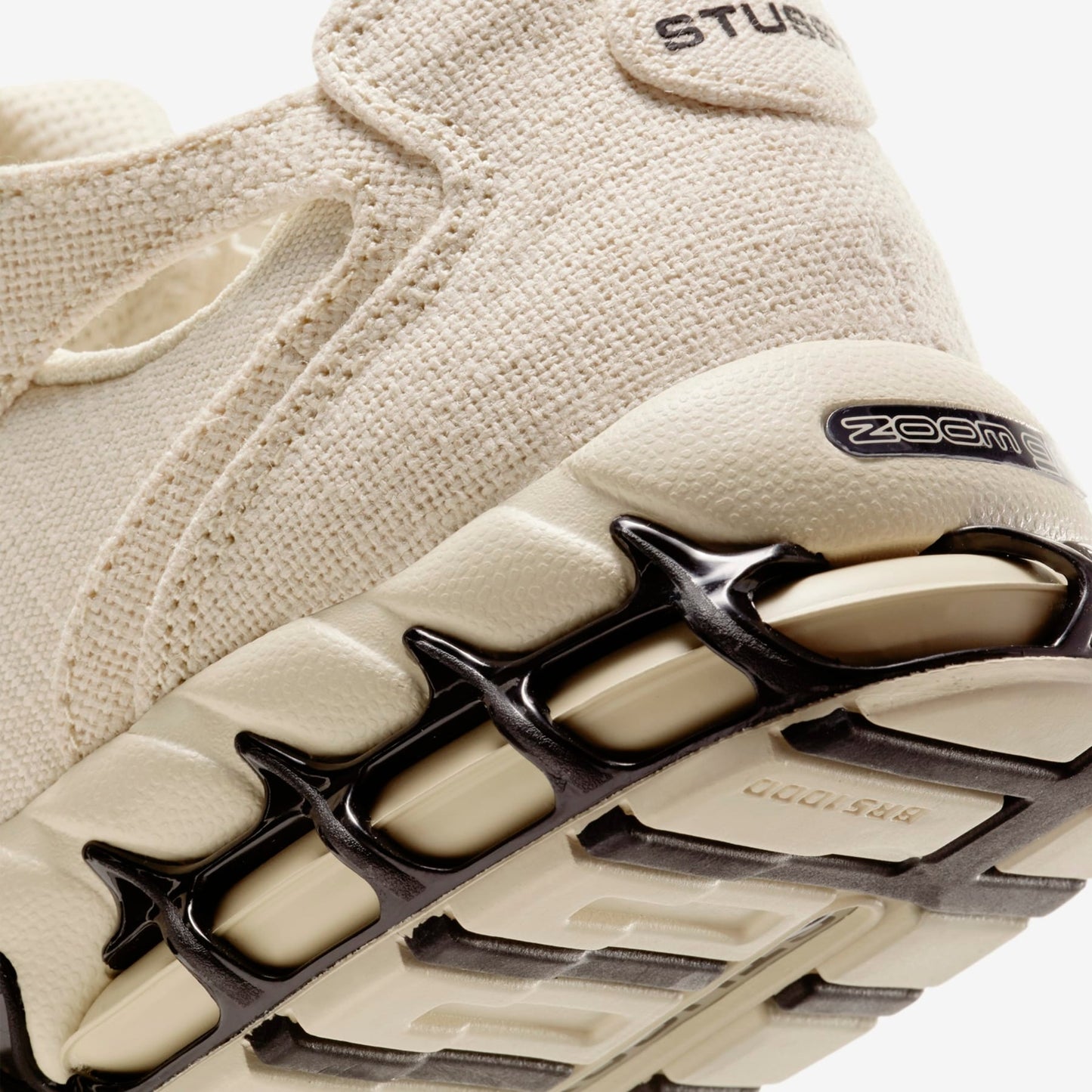 Zoom Spiridon Caged Fossil